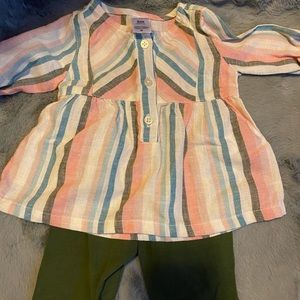 4 for $20 in bundle-Carter’s 2 piece outfit - size 3 months